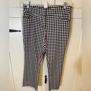 7th Avenue Suiting Collection -New York & Co. Gingham Cropped Pants. Size 6.